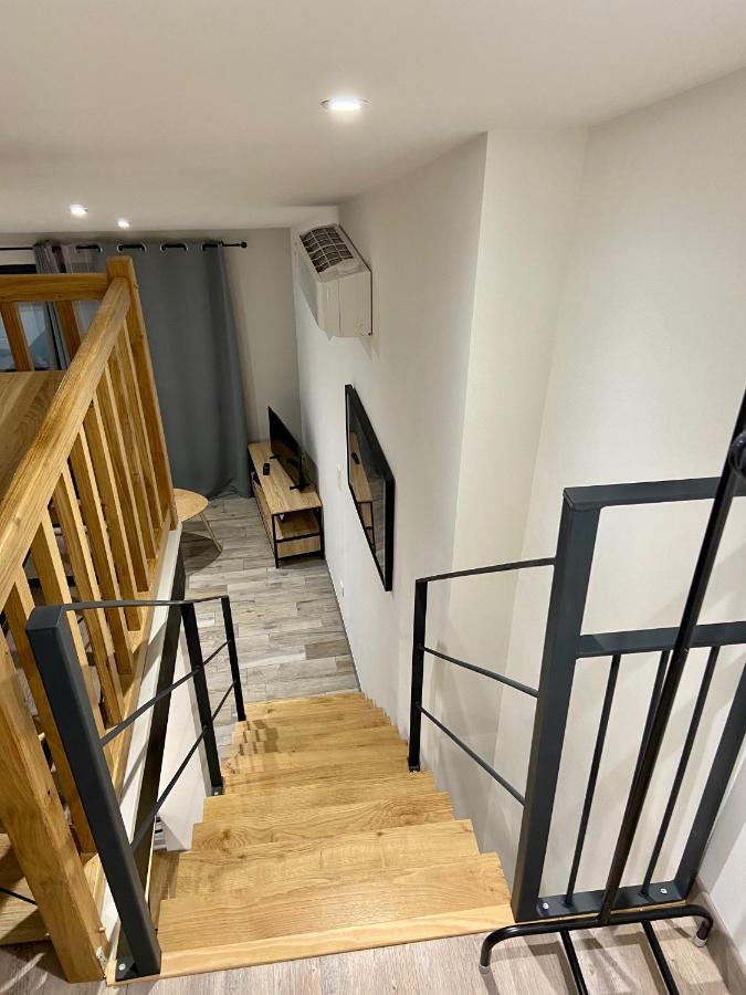Studio Meuble Du Bourg Puymiclan المظهر الخارجي الصورة